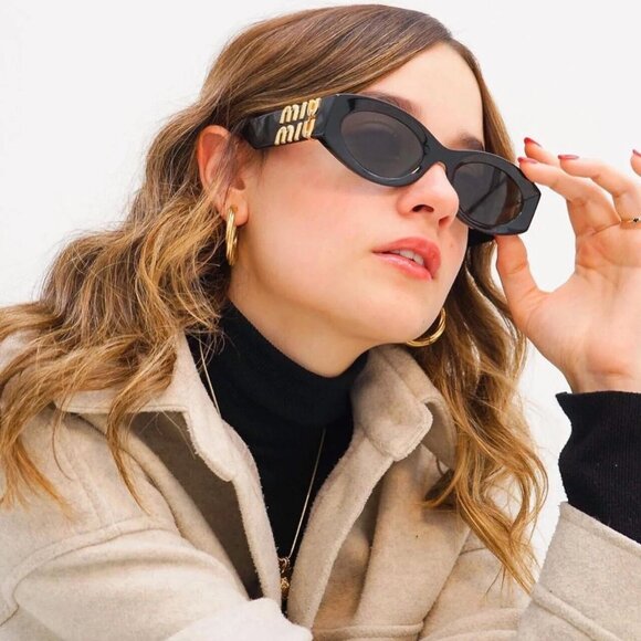 MIU MIU Sunglasses - Picture 3 of 10